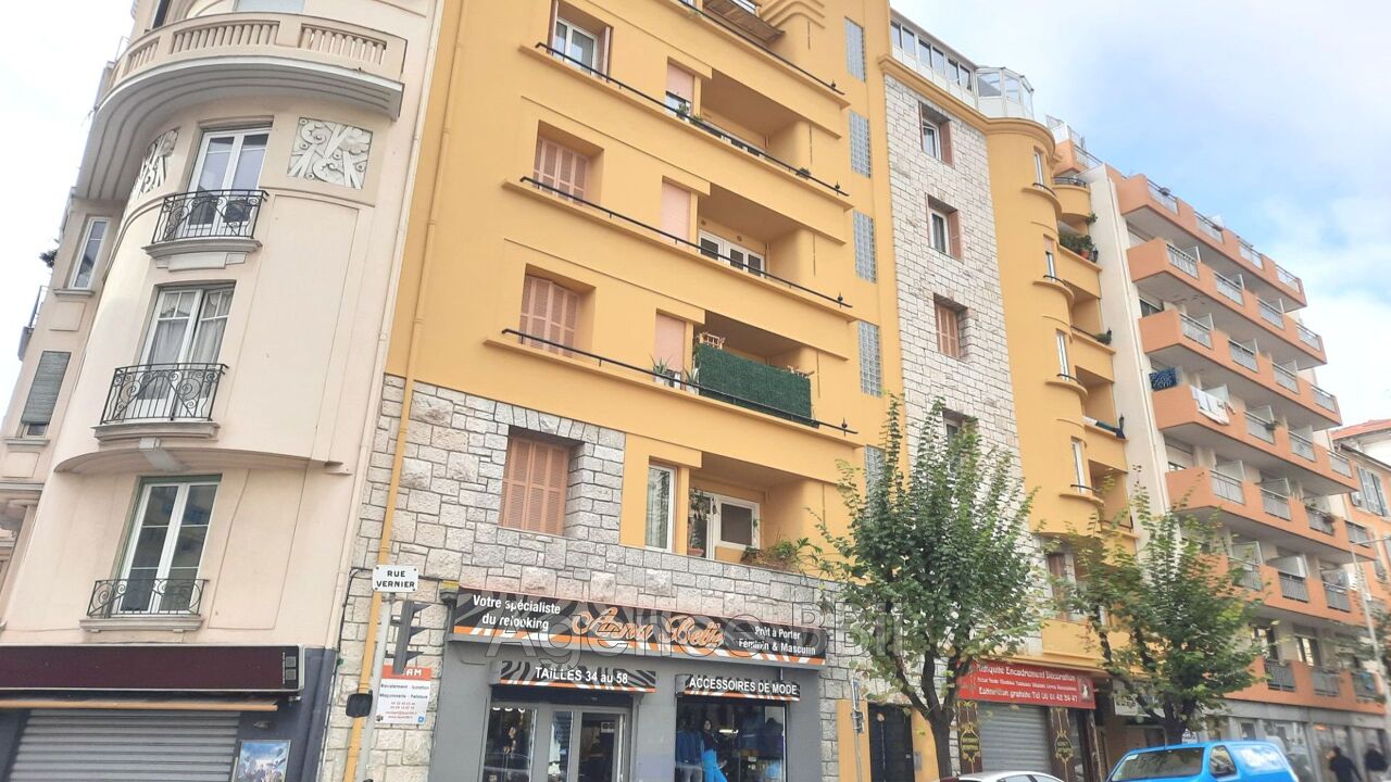 commerce  pièces 38 m2 à vendre à Nice (06000)