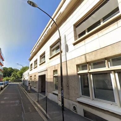 Commerce 2 pièces 2500 €