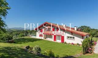 location vacances Maison 9 Pièces 410 m² à Briscous (64240)