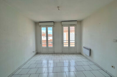 location appartement 590 € CC /mois à proximité de Simiane-Collongue (13109)