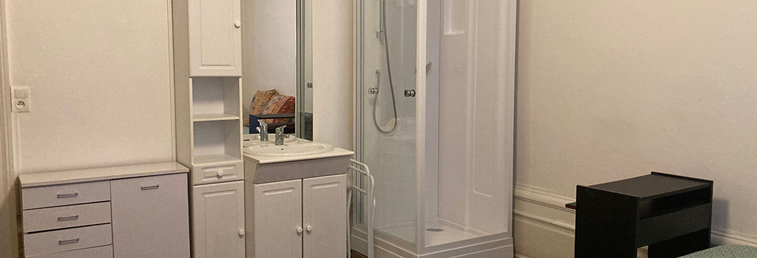 Appartement 1 Pièce 80 m² à louer à Nantes (44000)