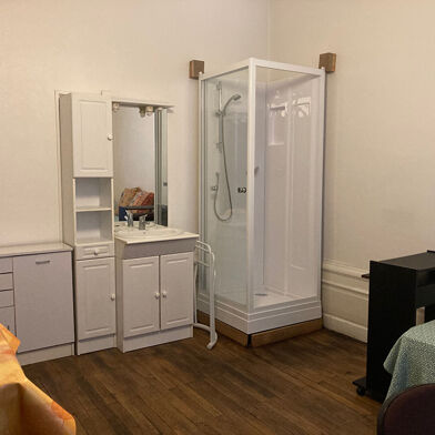 Appartement 1 pièces 450 €