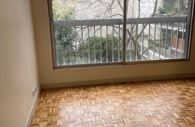 location appartement 1 000 € CC /mois à proximité de Paris 1 (75001)