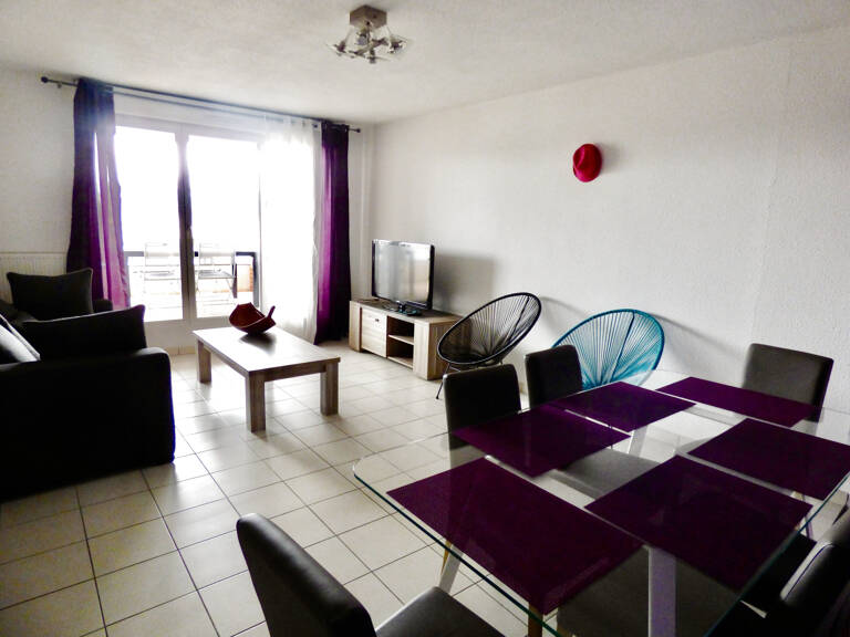 ... VENDU ... RODEZ BOURRAN, Appartement T3 avec terrasse et parking couvert — photo 1