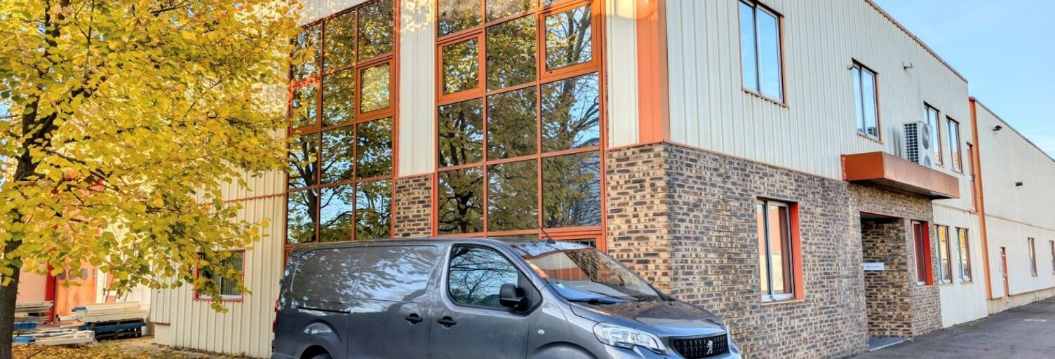 Commerce  1717 m² à vendre à Achères (78260)