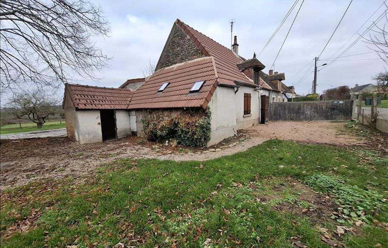 maison 3 pièces 77 m2 à vendre à Châteaumeillant (18370)