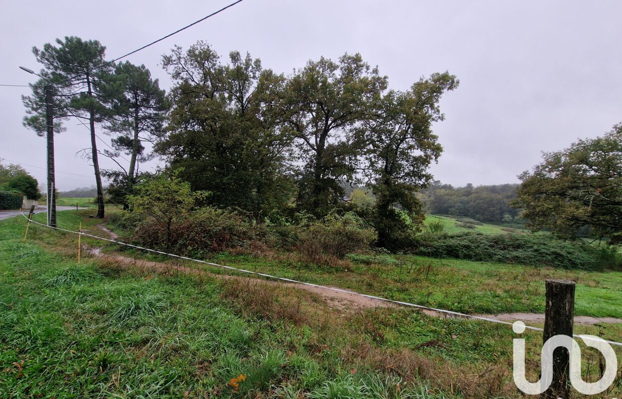 terrain  pièces 1794 m2 à vendre à Brive-la-Gaillarde (19100)