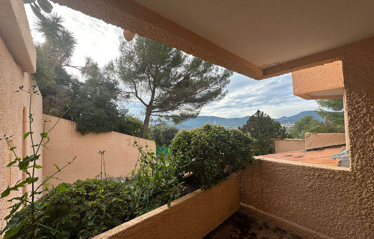 appartement 1 pièces 24 m2 à vendre à Hyères (83400)