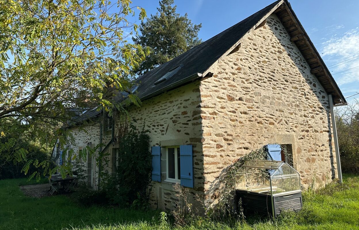 maison 5 pièces 152 m2 à vendre à Saint-Saturnin (18370)