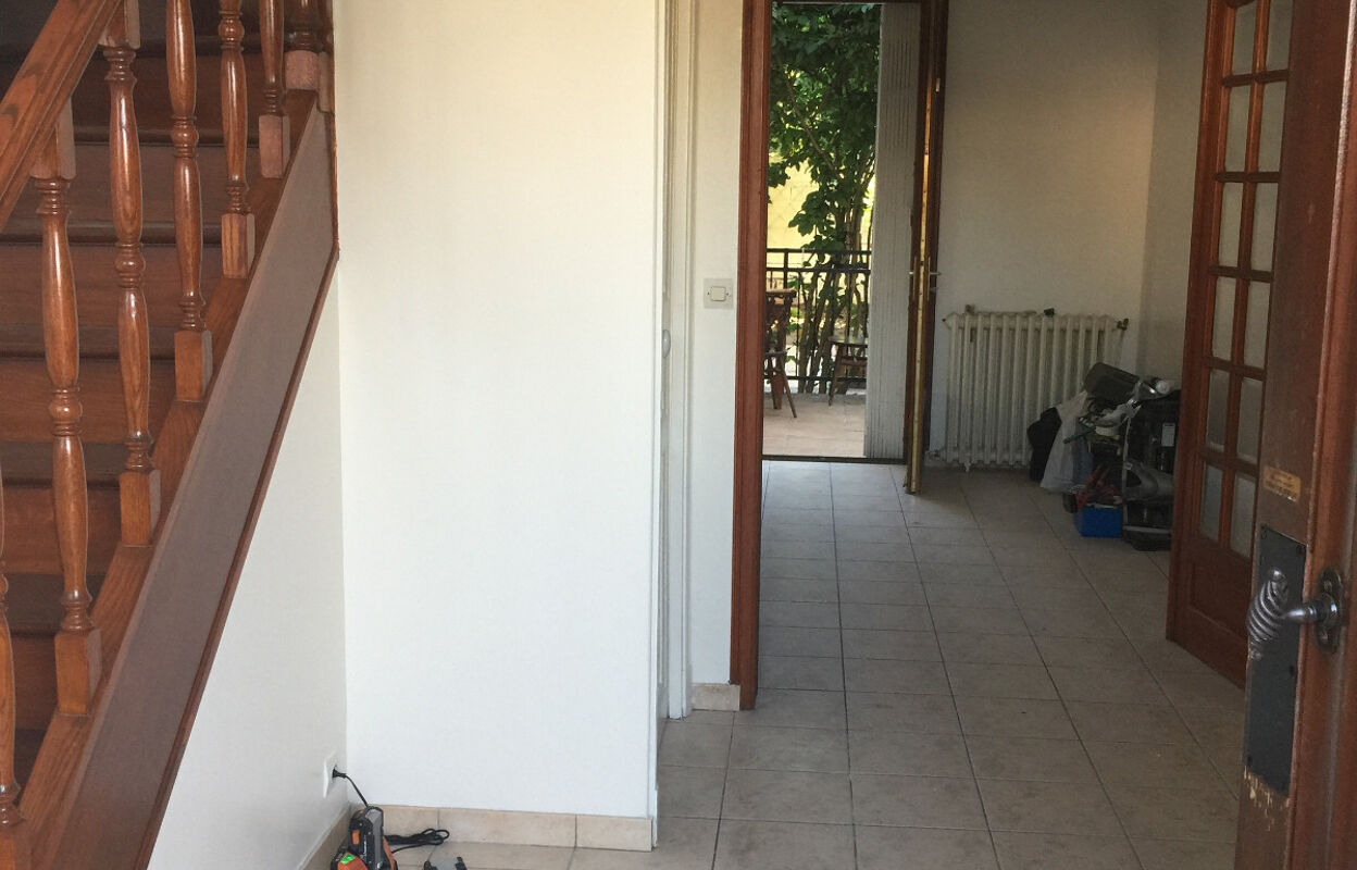 maison 5 pièces 110 m2 à louer à Aubervilliers (93300)