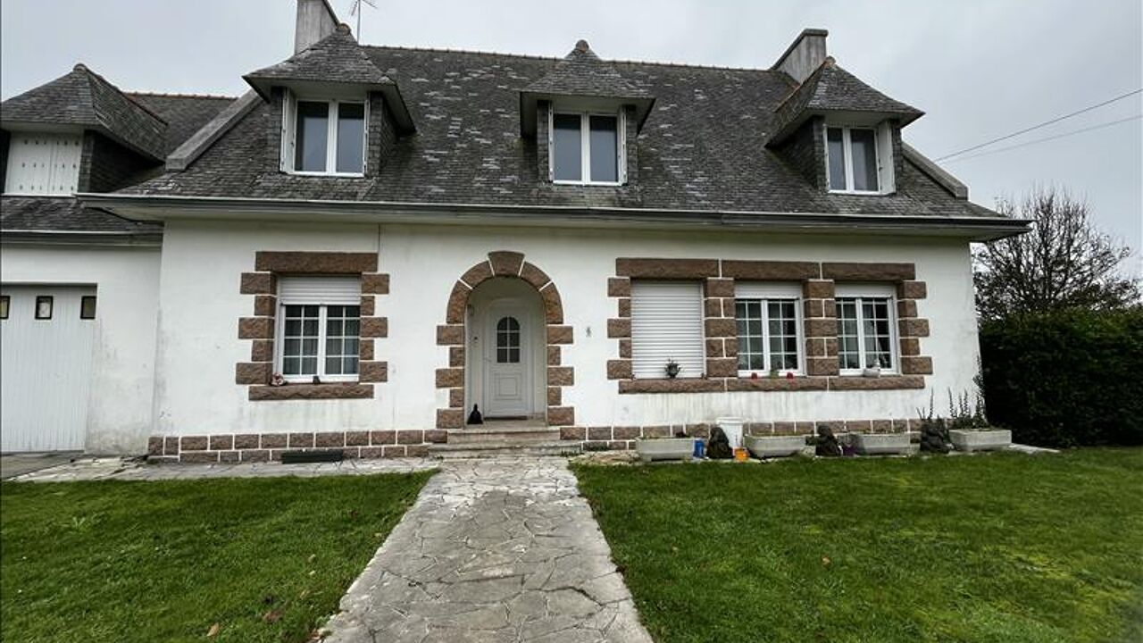 maison 10 pièces 206 m2 à vendre à Plozévet (29710)