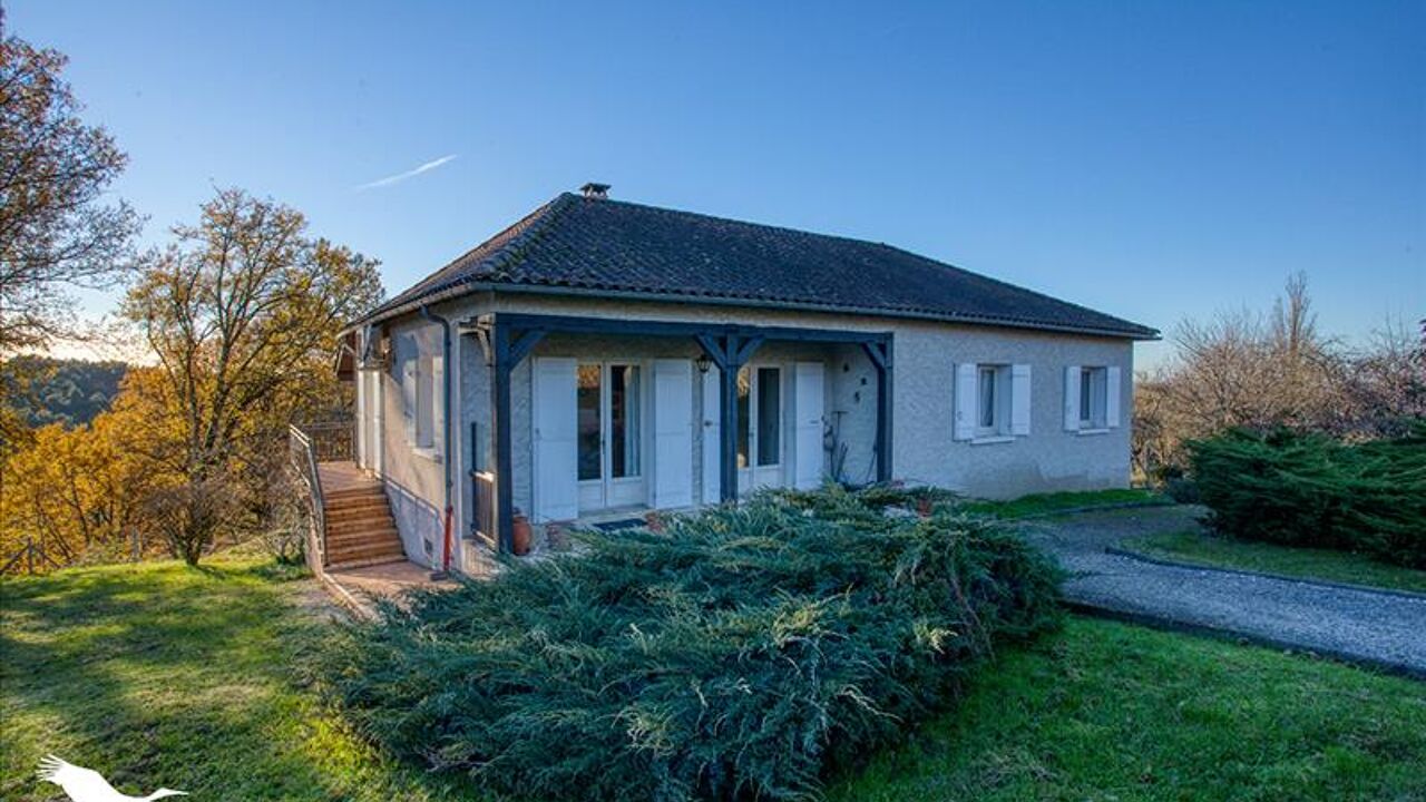 maison 6 pièces 124 m2 à vendre à Azerat (24210)