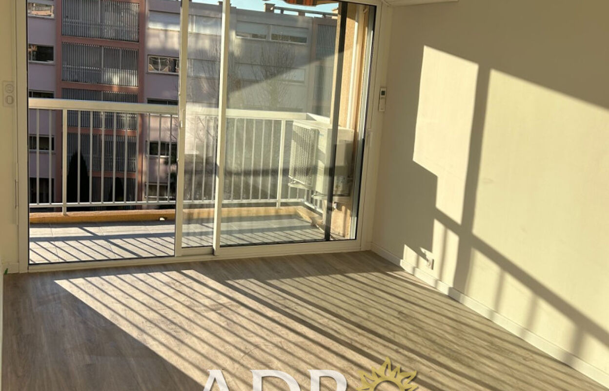 appartement  pièces 47 m2 à louer à Mandelieu-la-Napoule (06210)