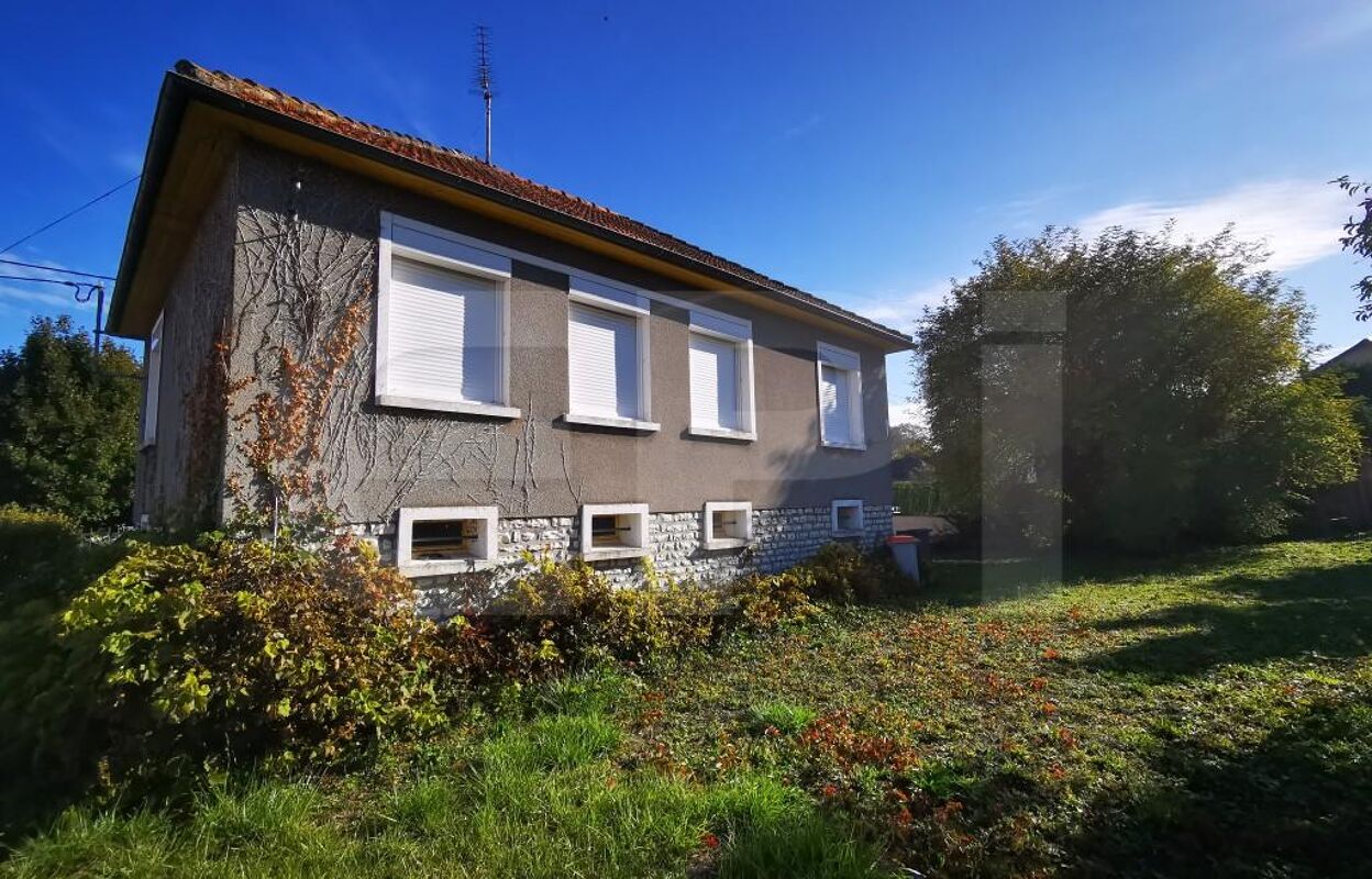 maison 8 pièces 121 m2 à vendre à Loudun (86200)