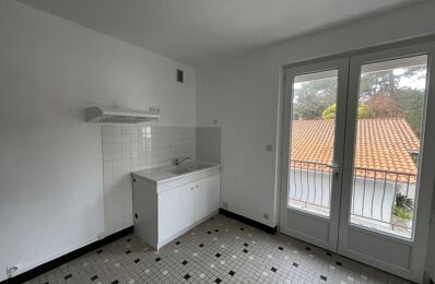 location appartement 500 € CC /mois à proximité de Saint-Palais-sur-Mer (17420)