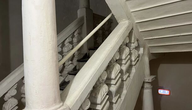 Villa / Maison 11 pièces  à vendre Riez 04500