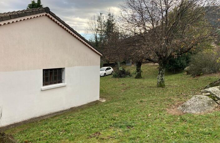 Maison individuelle de plein pied sur très beau terrain arboré — photo 4