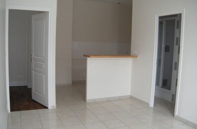 location appartement 710 € CC /mois à proximité de Saint-Genis-les-Ollières (69290)