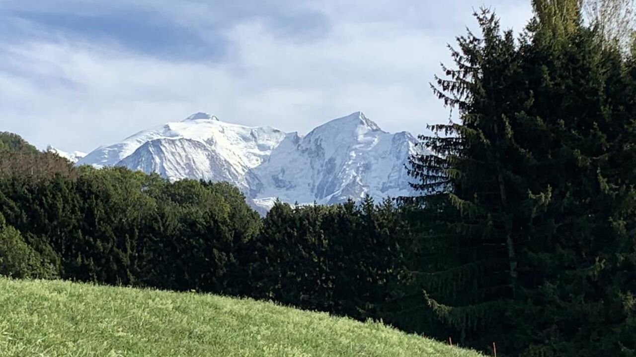 terrain 855 m2 à construire à Sallanches (74700)