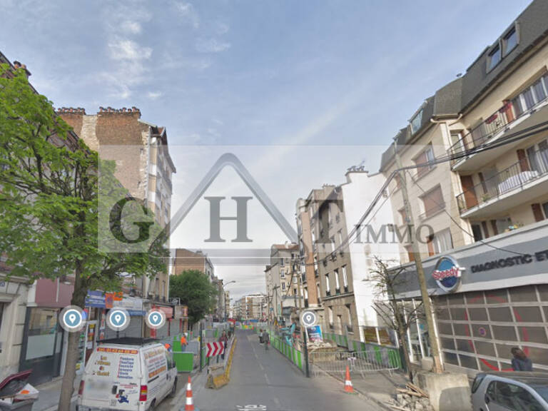 A VENDRE LOCAL COMMERCIAL DE 50 M² LES LILAS — photo 1