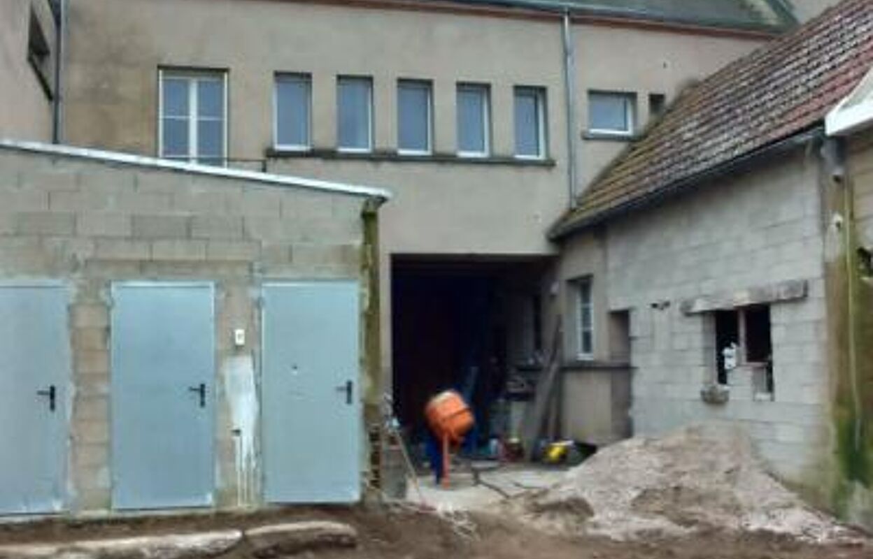 maison 12 pièces  m2 à vendre à Sully-sur-Loire (45600)