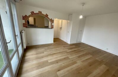 location appartement 650 € CC /mois à proximité de Orléans (45)