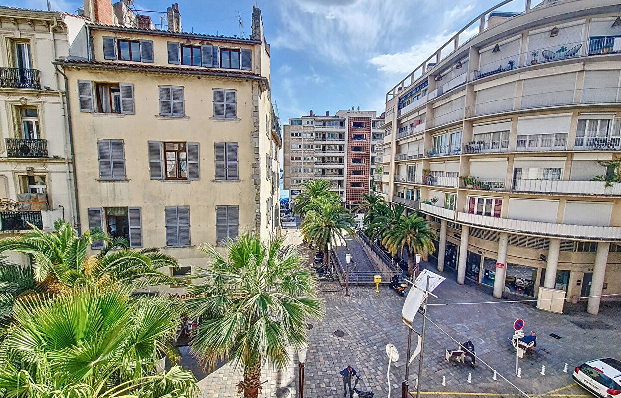 appartement 2 pièces 33 m2 à vendre à Toulon (83000)