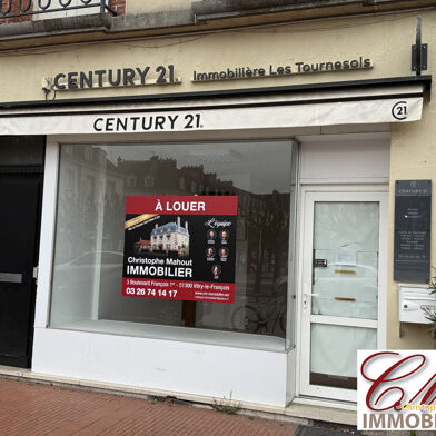 Commerce 2 pièces 790 €