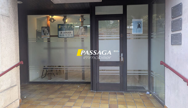 Bureau 3 pièces  à louer Rodez 12000