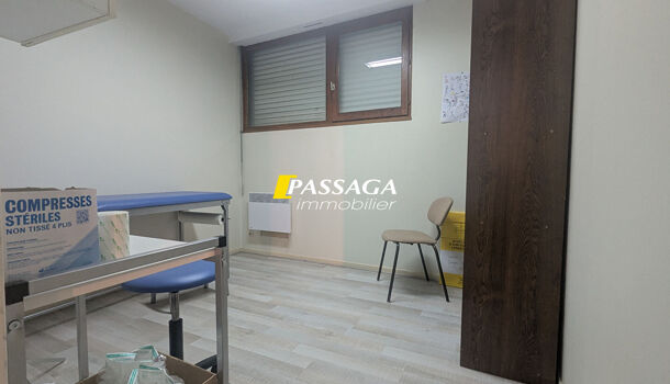 Bureau 3 pièces  à louer Rodez 12000