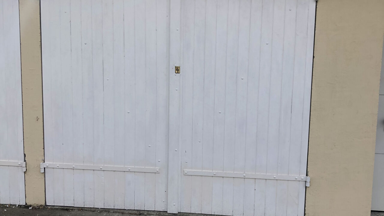 garage  pièces 15 m2 à louer à Marmande (47200)