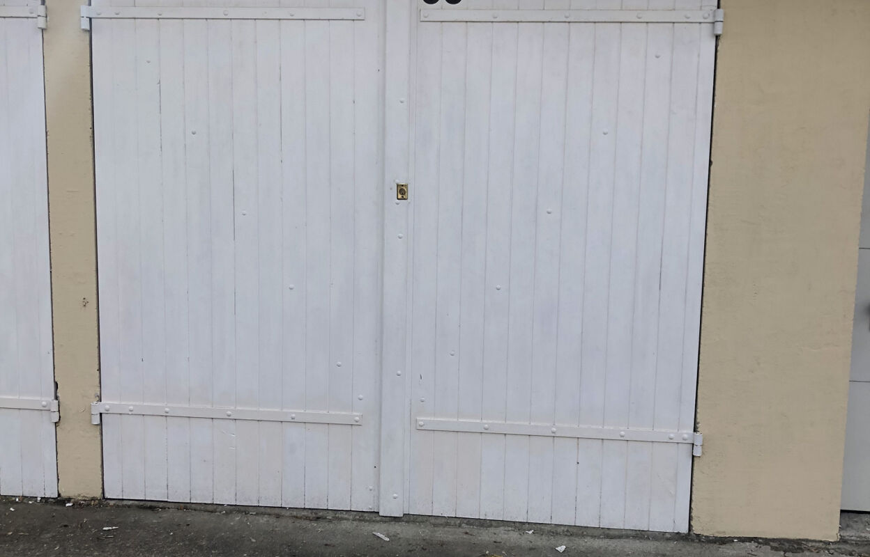 garage  pièces 15 m2 à louer à Marmande (47200)