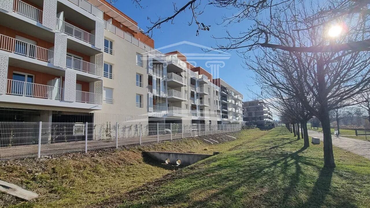 appartement 2 pièces 52 m2 à vendre à Monteux (84170)