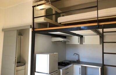 location appartement 380 € CC /mois à proximité de Rousset (13790)