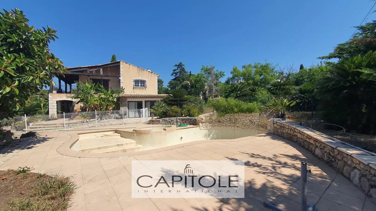 maison 6 pièces 443 m2 à vendre à Antibes (06600)