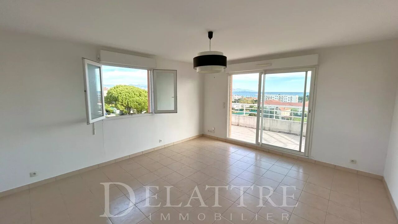 appartement  pièces 63 m2 à vendre à Antibes (06600)