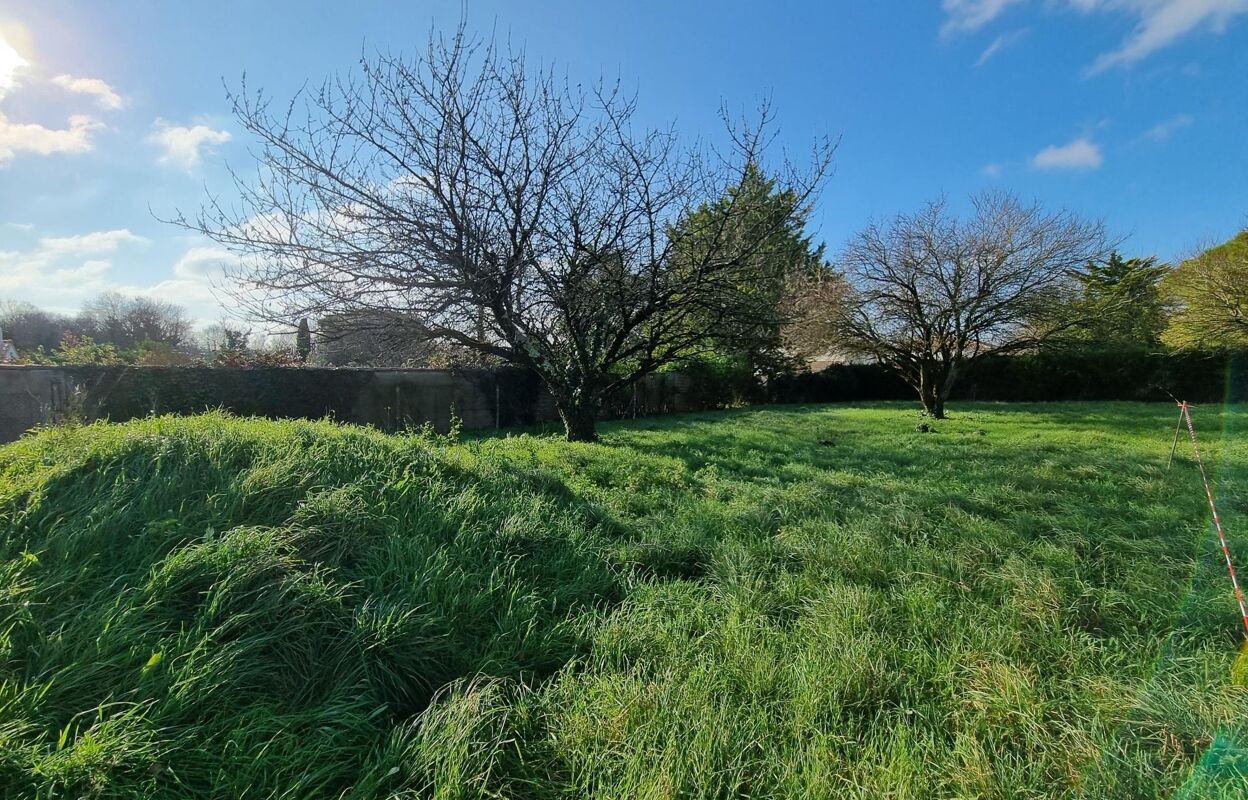 terrain  pièces 605 m2 à vendre à La Rochelle (17000)