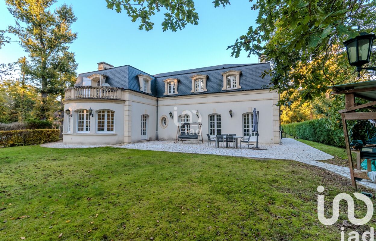 maison 8 pièces 315 m2 à vendre à Lamorlaye (60260)