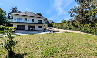 Maison 9 Pièces 364 m² à vendre à Chambéry (73000)