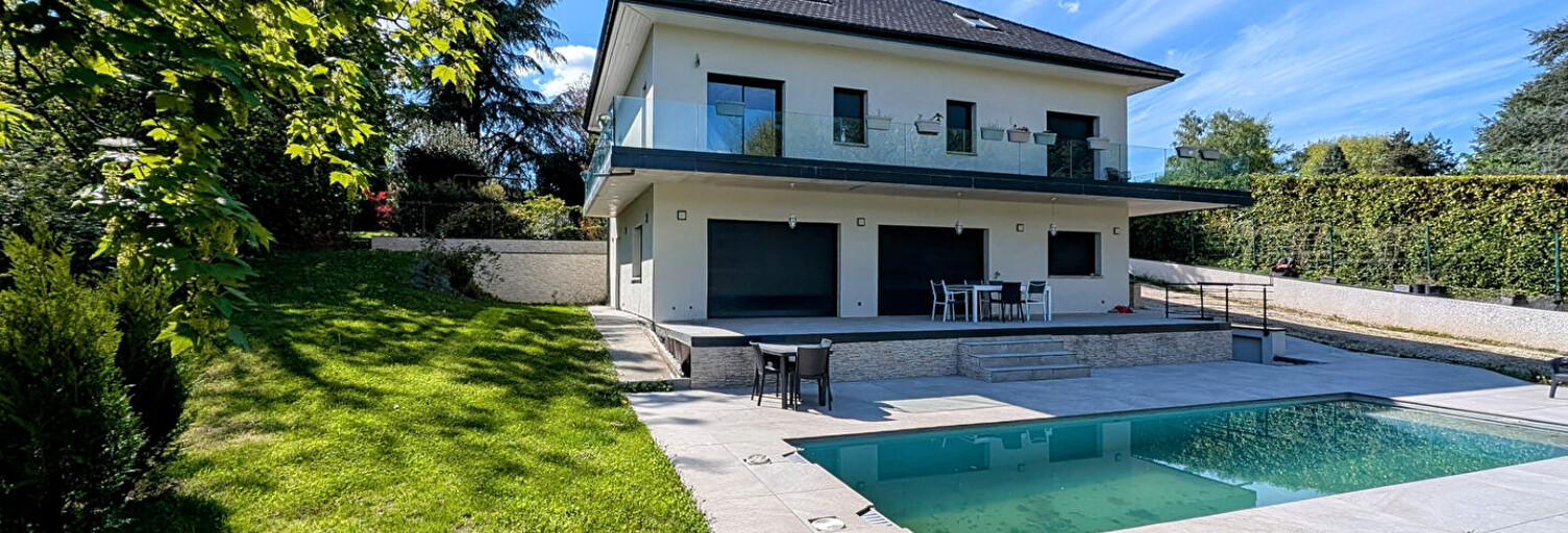 Maison 9 Pièces 364 m² à vendre à Chambéry (73000)