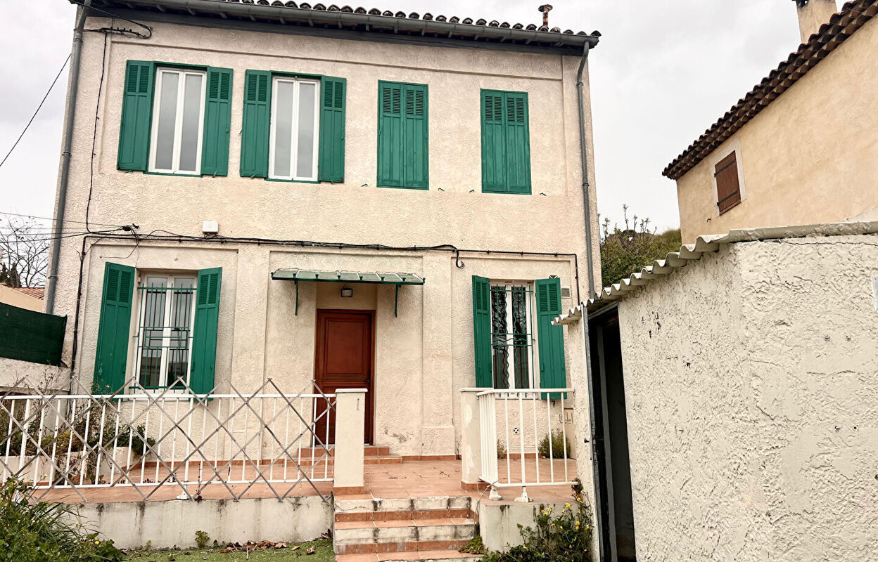 immeuble  pièces 360 m2 à vendre à Marseille 14 (13014)