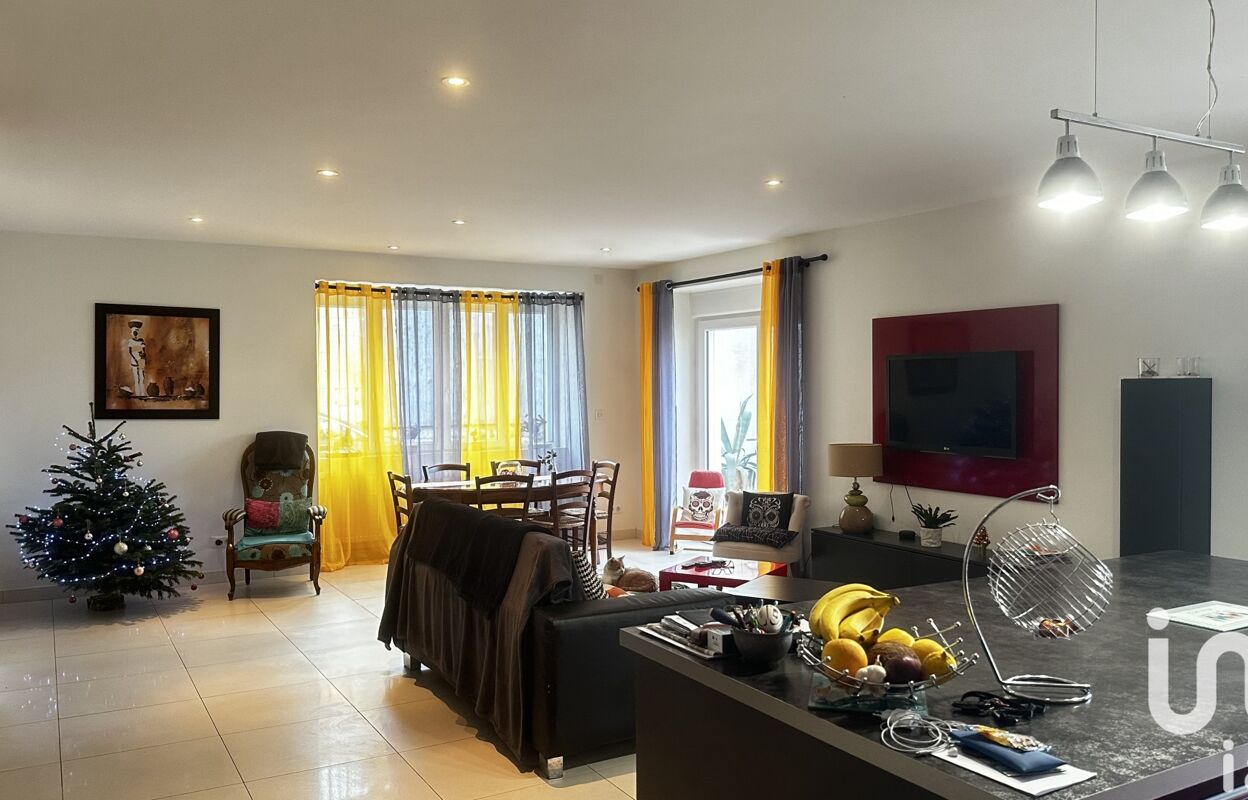 maison 8 pièces 257 m2 à vendre à Jonzac (17500)