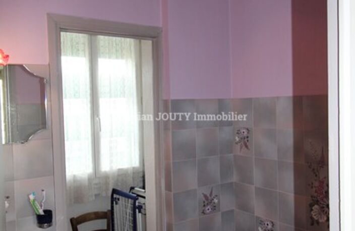F4 — photo 5
