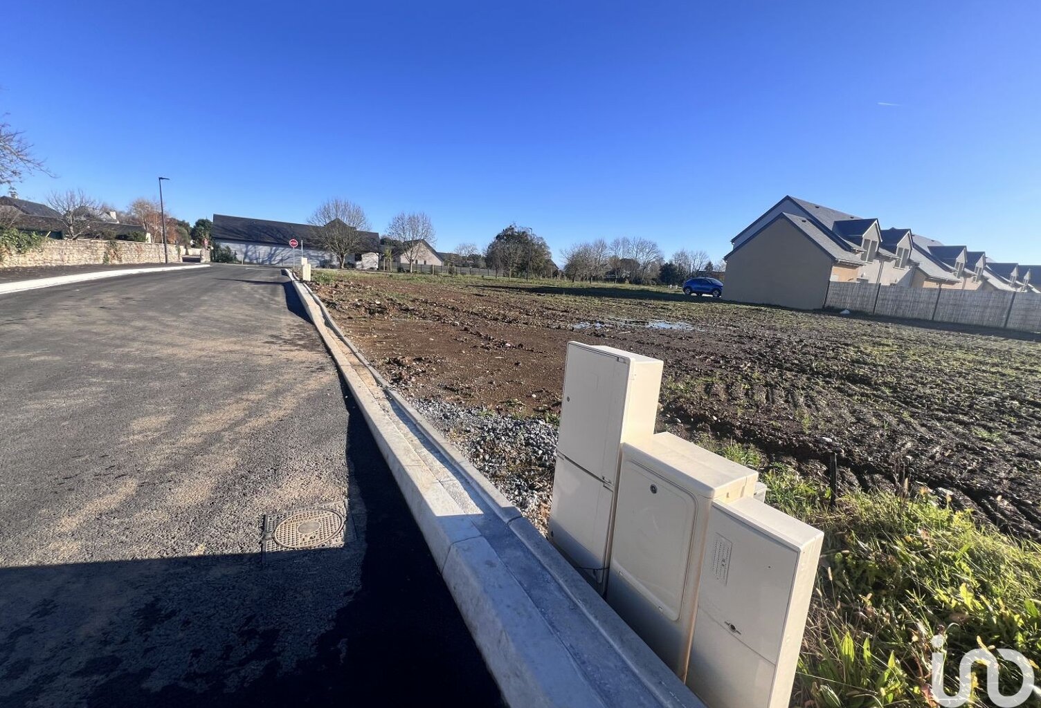 Vente Terrain 561 m&sup2; — photo 1