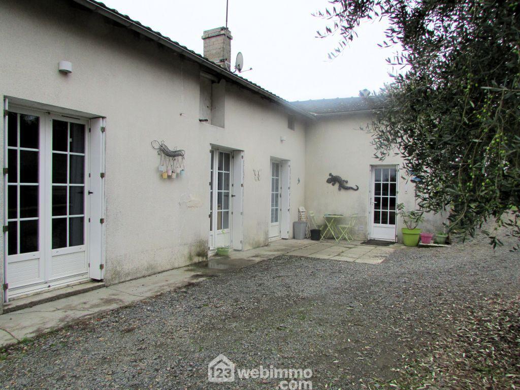 Maison - 134m² - La Tour-Saint-Gelin