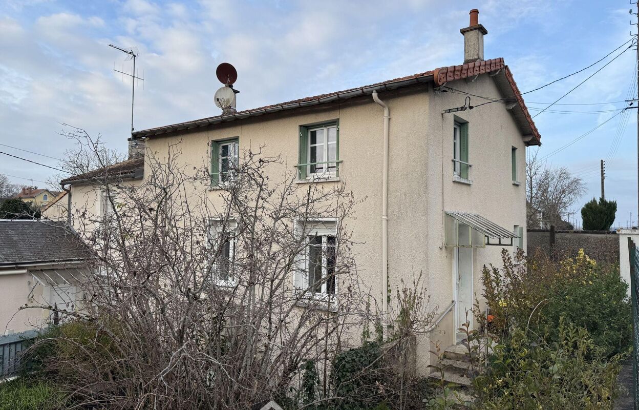 maison 3 pièces 75 m2 à vendre à Chasseneuil-du-Poitou (86360)