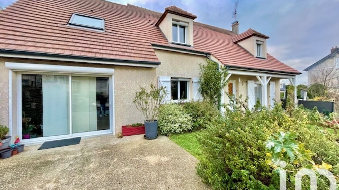 maison 8 pièces 180 m2 à vendre à Claye-Souilly (77410)