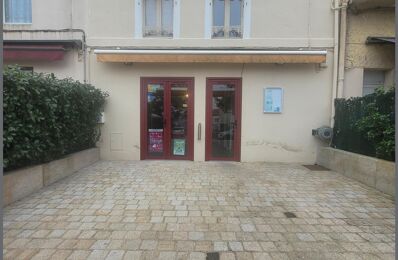 vente immeuble 159 000 € à proximité de Parthenay (79200)