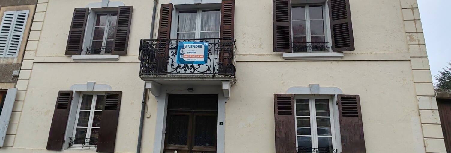 Maison 6 Pièces 137 m² à vendre à Saint-Gérand-le-Puy (03150)