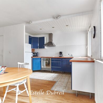 Appartement 4 pièces 252000 €